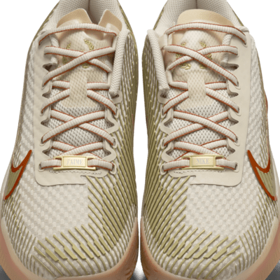 NikeCourt Air Zoom Vapor 11 Premium női teniszcipő salakpályákhoz