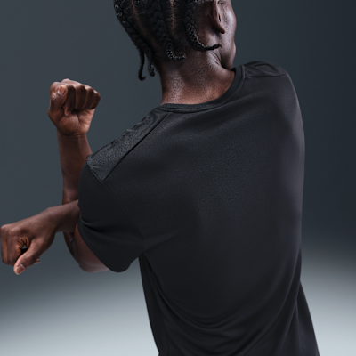 Nike Miler Camiseta de running de invierno de manga corta - Hombre