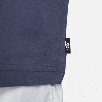 Nike Sportswear Premium Essentials Men's Long-Sleeve T-Shirt