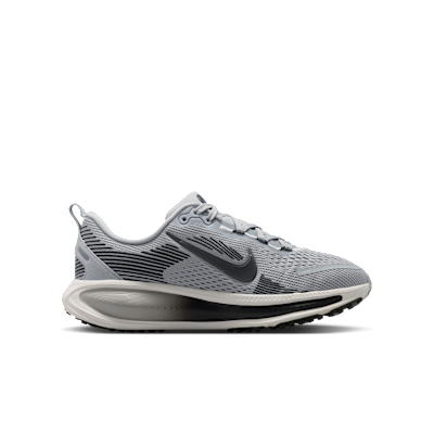 나이키 보메로 18 주니어 로드 러닝화