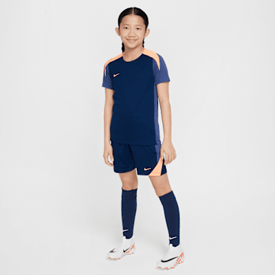 Nike Dri-FIT Strike Older Kids' Football Shorts