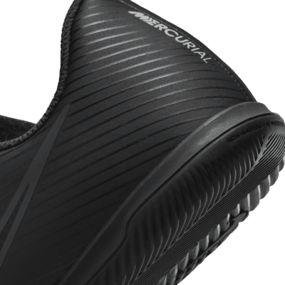 Nike Jr. Mercurial Vapor 15 Club Little/Big Kids' Indoor/Court Low-Top Soccer Shoes