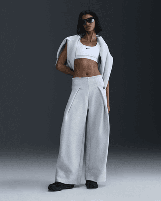 Женские  Nike Sportswear Tech Fleece High-Waisted Pleated Pants