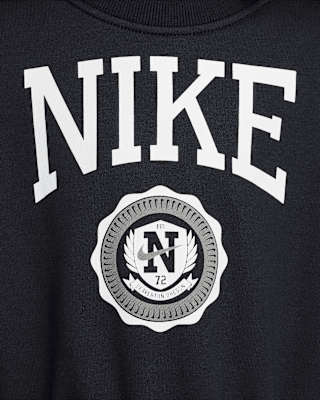 Nike Sportswear Club