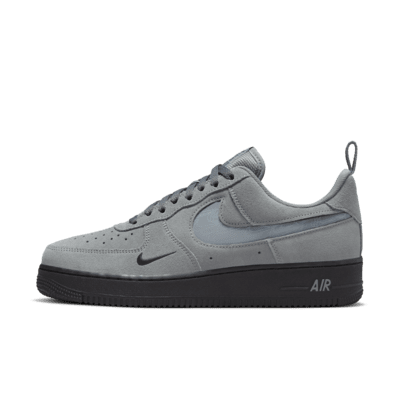 Air Force 1 Trainers. Nike AT