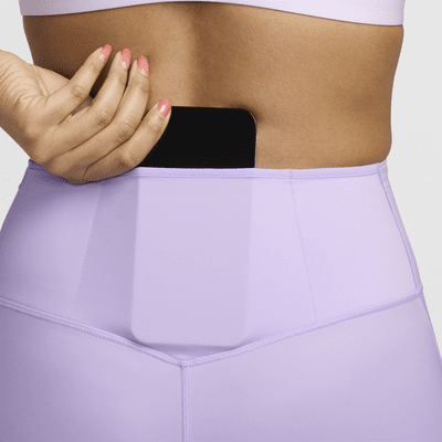 Nike Go Pantalón corto de ciclismo de 20 cm de talle medio y sujeción firme con bolsillos - Mujer