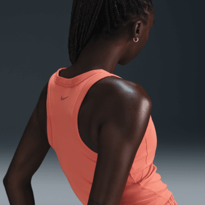 Nike One Fitted Women's Dri-FIT Cropped Tank Top