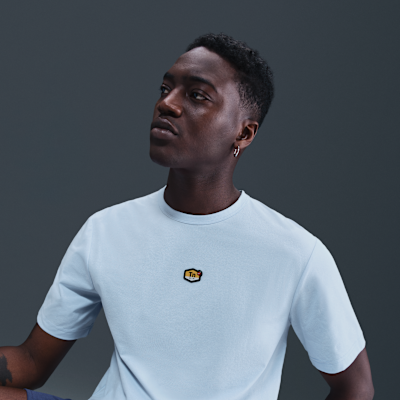 Nike Sportswear Erkek Tişörtü