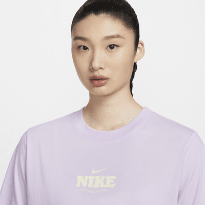 Nike Sportswear Essential Women's T-Shirt