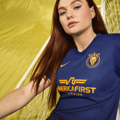 Jersey de fútbol Nike Dri-FIT Replica de la NWSL de los Utah Royals segunda equipación 2024 Stadium para mujer