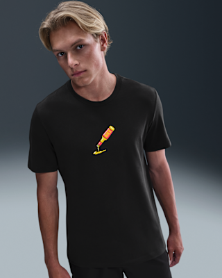 Женская футболка Nike Sportswear