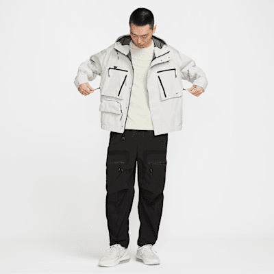 Nike Sportswear Tech superleichte Jacke (Herren)