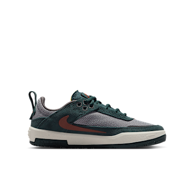 Nike SB Day One Big Kids' Skate Shoes