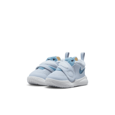 Tenis para bebé e infantil Nike Team Hustle D 11