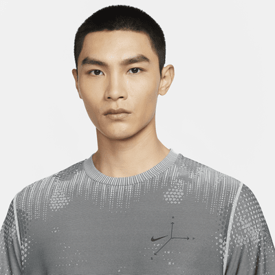 Nike A.P.S. 男款 Dri-FIT ADV 短袖多功能上衣