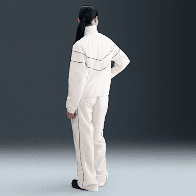 Nike Windrunner Chaqueta de tejido Woven y ajuste holgado con cremallera completa y protección UV - Mujer