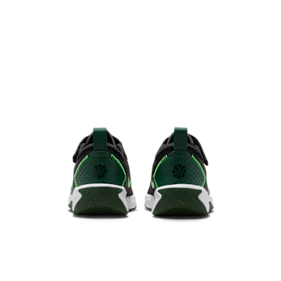 Nike Omni Multi-Court Little Kids' Shoes