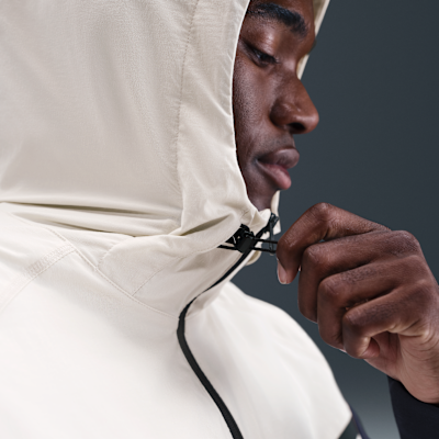 Chaleco Windrunner de tejido Woven Dri-FIT para hombre Nike Tech