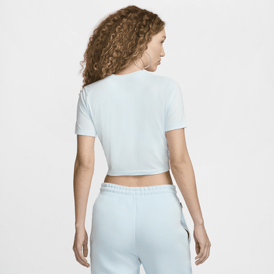 Nike Sportswear Essential Women's Slim Cropped T-Shirt