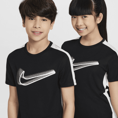 Playera de fútbol Dri-FIT para niños talla grande Nike Academy23