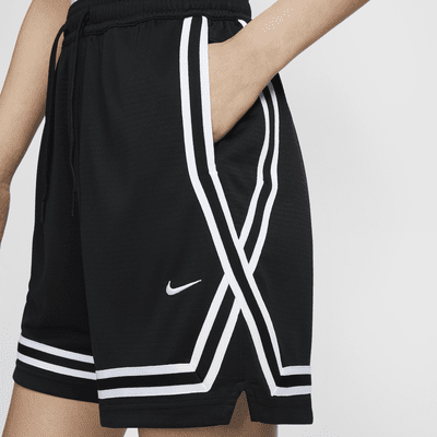 กางเกงบาสเก็ตบอลขาสั้น 7 นิ้วผู้หญิง Dri-FIT Nike Crossover