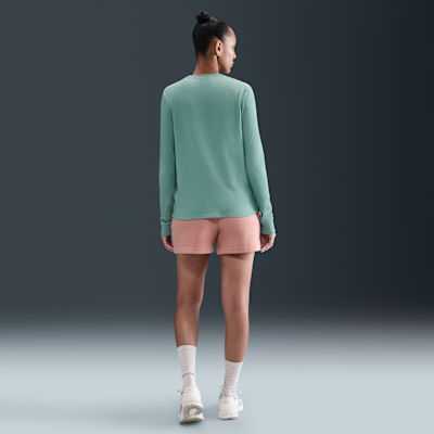 Nike Sportswear Club Women's Long-Sleeve T-Shirt