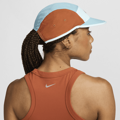 Nike Dri-FIT Fly ongestructureerde Swoosh pet