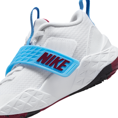 Nike Team Hustle D 12 Küçük Çocuk Ayakkabısı