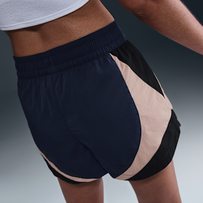 Shorts de entrenamiento de tiro medio holgados de 8 cm para mujer Nike Sportswear