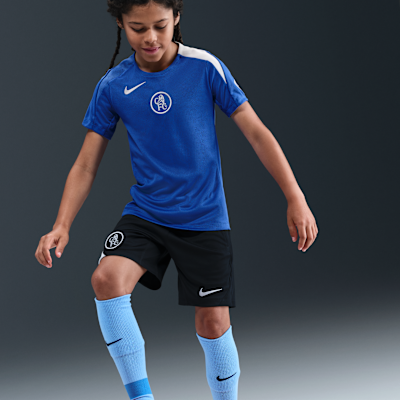 Chelsea F.C. Strike Third Older Kids' Nike Dri-FIT Total 90 Football Short-Sleeve Top