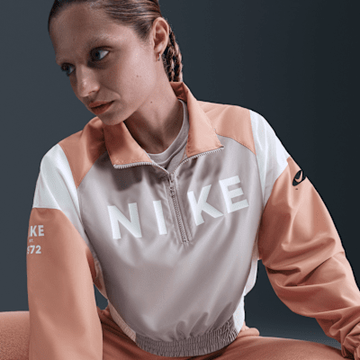 Nike Sportswear Women's Woven Lightweight 1/4-Zip Jacket