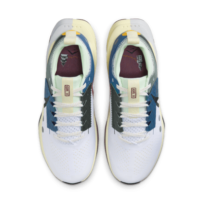 Tenis de trail running para mujer Nike Zegama 2