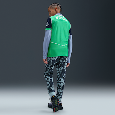 Pumas UNAM 2025/26 Stadium Third Big Kids' Nike Dri-FIT Total 90 Soccer Replica Jersey