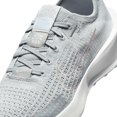 Nike Interact Run Women's Road Running Shoes