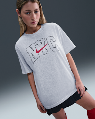 Женская футболка Nike Sportswear Essential