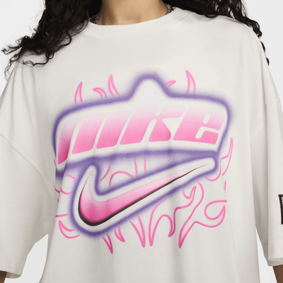 Nike Sportswear Women's Oversized Short-Sleeve T-Shirt