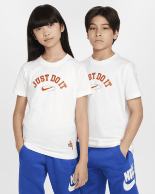 Подростковая футболка Nike Sportswear Big Kids'