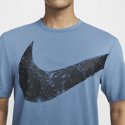 Nike Hyverse Swoosh Men's Dri-FIT Short-Sleeve Fitness Top