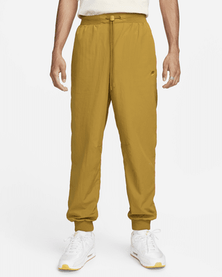 Nike Sportswear Repel Tech Pack Men's Woven Trousers. Nike CA