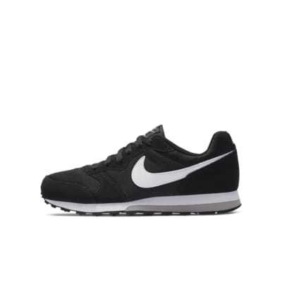 nike md runner 2 leather