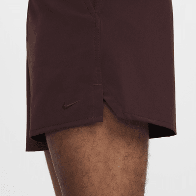 Shorts versátiles sin forro Dri-FIT de 13 cm para hombre Nike Unlimited