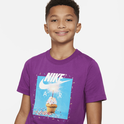 Nike Sportswear Older Kids' T-Shirt