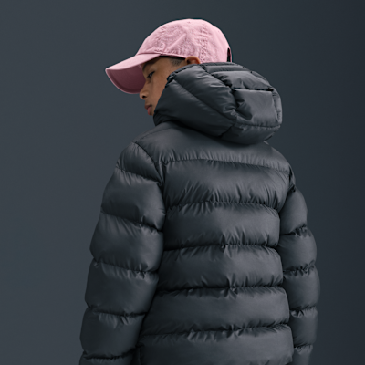 Nike Sportswear All Day Play Therma-FIT-Puffer-Jacke mit weiter Passform (ältere Kinder)