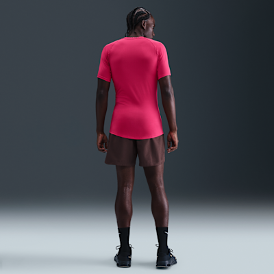Nike Pro Dri-FIT Kurzarm-Fitness-Oberteil mit enger Passform für Herren