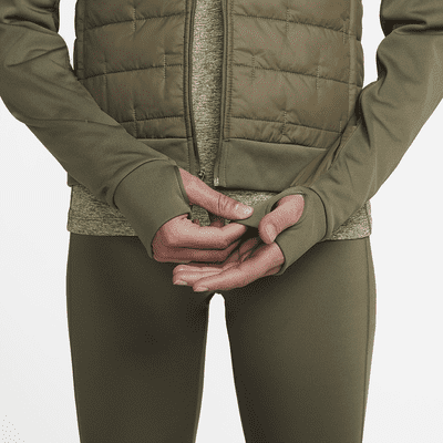 Nike Therma-FIT-jakke med syntetisk fyld til kvinder