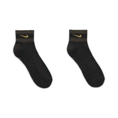 Nike Everyday Essentials Metallic Ankle Socks (1 Pair)