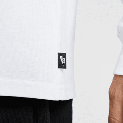 Nike Sportswear Premium Essentials Men's Long-Sleeve Pocket T-Shirt