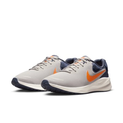 Tenis para correr en pavimento para hombre Nike Revolution 7