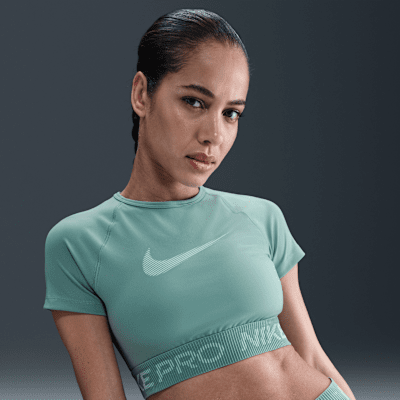 Nike Pro