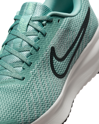 Nike Run Defy